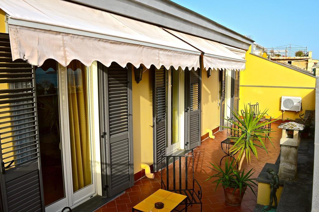 Bed And Breakfast Riviera Di Chiaia Turrisi Neapol Exteriér fotografie
